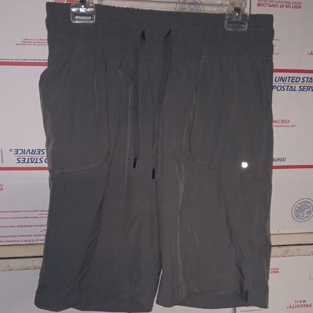 Legend Discovery Size L.Charcoal Athletic Shorts (SKU 545)